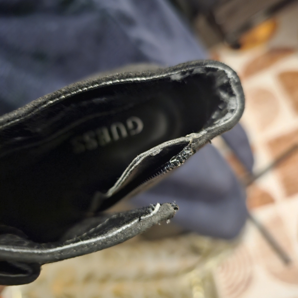 Guess Owens Suede Military Button 4-inch Heel Ankle Booties Sz. 6.5 - Picture 10 of 14